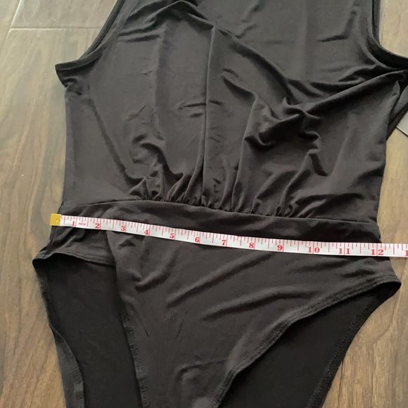 Black Open Back Sleeveless Mock Neck F21 Bodysuit - Picture 13 of 13